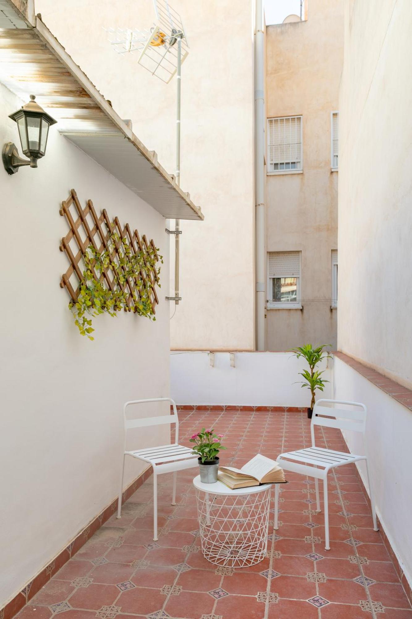 Apartamentos Centricos De San Leandro Alicante Exterior foto